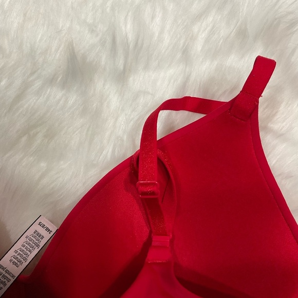Victoria's Secret Red and Tan Bra Set Intimates - Picture 9 of 11